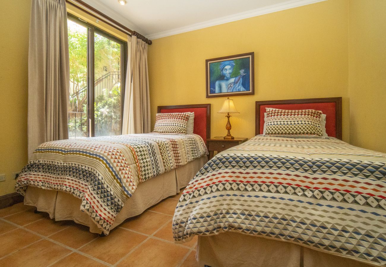Residencial en Cabo Velas - Terrace 2BR Condo | Bougainvillea | Reserva Conchal Golf Resort