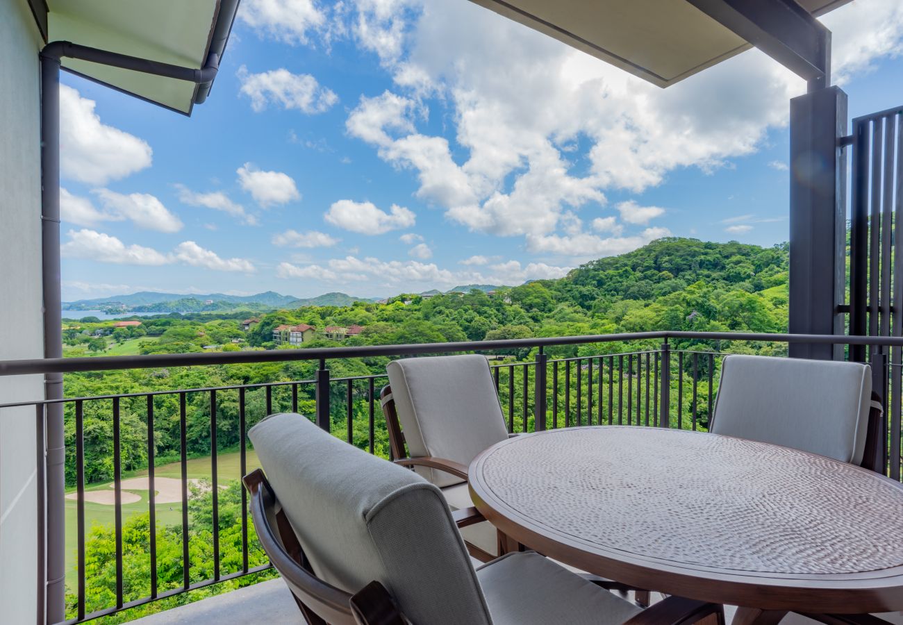 Residencial en Cabo Velas - Adults Only 1BR Condo | Roble Sabana | Reserva Conchal Golf Resort
