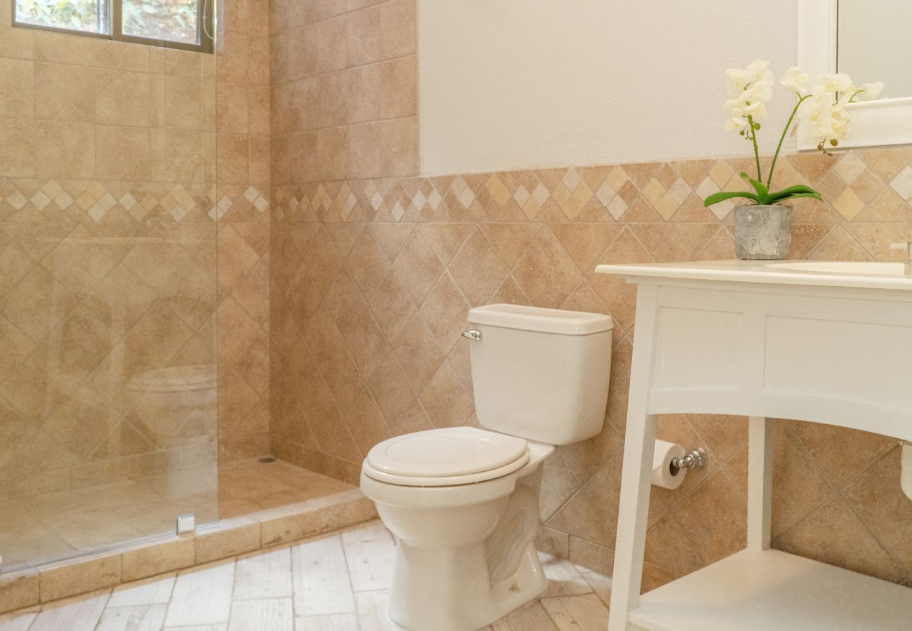 Residencial en Cabo Velas - Bright 2BR Condo w/ Partial Ocean View | Bougainvillea | Reserva Conchal