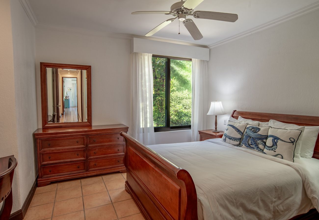 Residencial en Cabo Velas - Spacious 4BR Condo w/ Partial Ocean View | Bougainvillea | Reserva Conchal