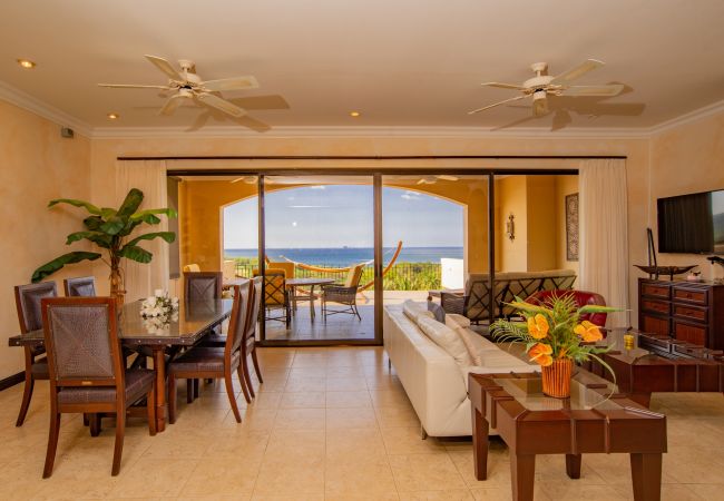 Residencial en Cabo Velas - Luxurious 3BR Ocean-View Condo | Malinche | Reserva Conchal