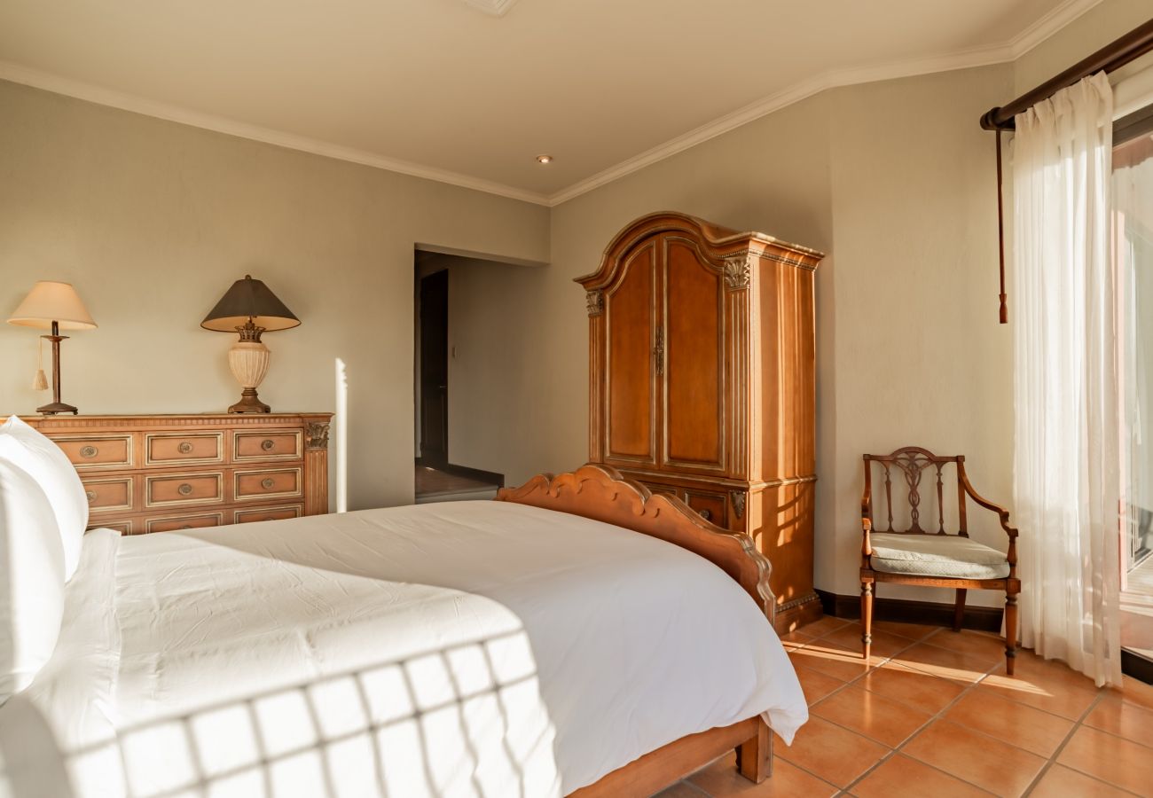 Residencial en Cabo Velas - Serene 3BR Condo | Bougainvillea | Reserva Conchal Golf Resort