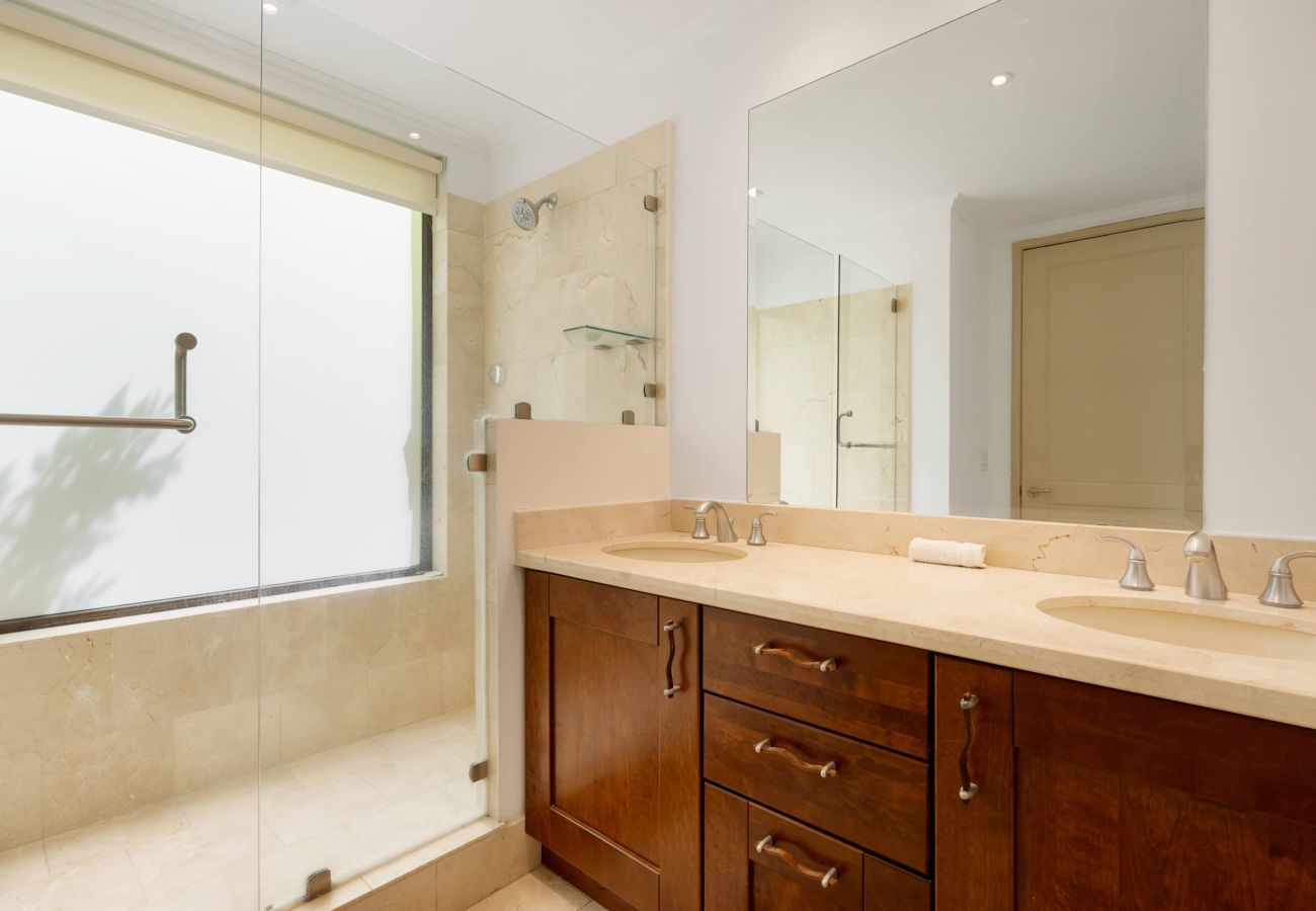 Residencial en Cabo Velas - Stunning Spacious Luxury Condo | 5-Star Reserva Conchal - Carao