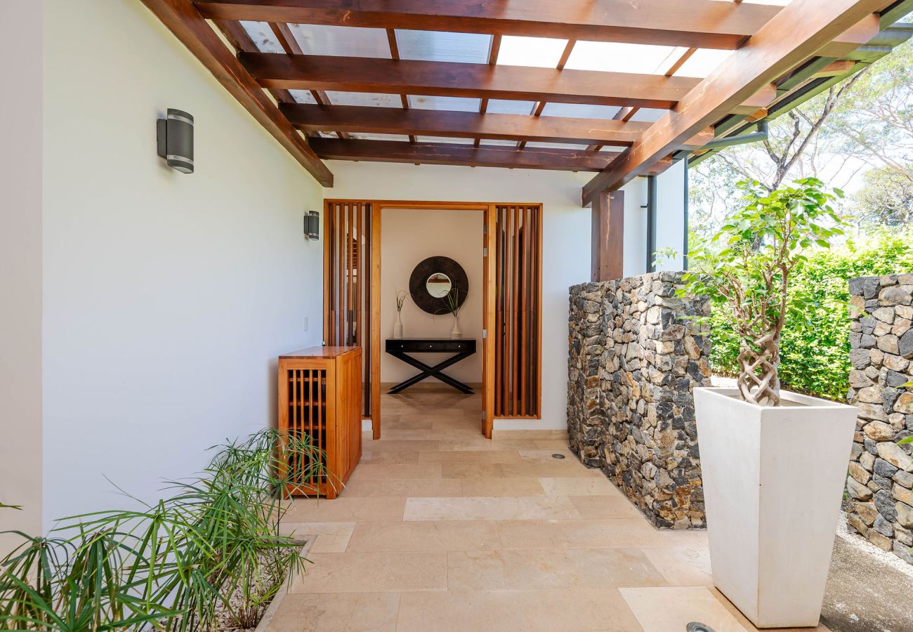 Villa en Cabo Velas - Private Pool Luxury Modern House + Free Golf Cart | Llama del Bosque |Reserva Conchal Golf Resort