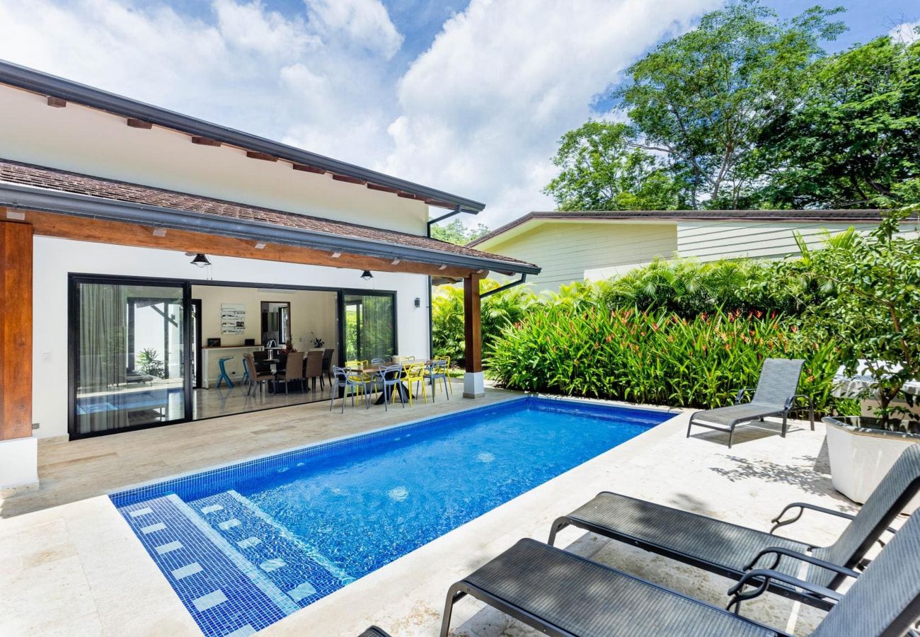 Villa en Cabo Velas - Private Pool Luxury Modern House + Free Golf Cart | Llama del Bosque |Reserva Conchal Golf Resort