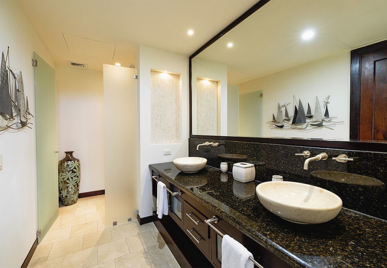 Condominium in Cabo Velas - Spacious condo with large ocean view terrace | Carao | Reserva Conchal Golf Resort