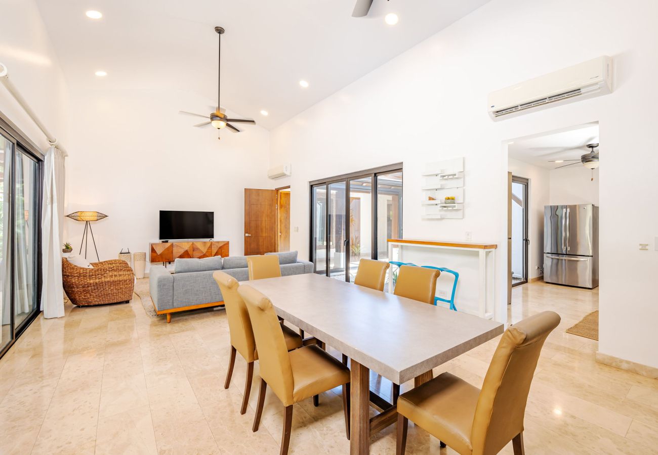 Villa in Cabo Velas - Private Pool Luxury Modern House + Free Golf Cart | Llama del Bosque |Reserva Conchal Golf Resort